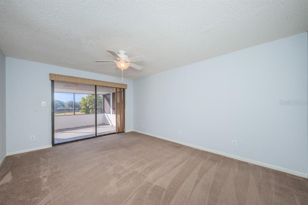 Recently Sold: $145,000 (2 beds, 2 baths, 985 Square Feet)