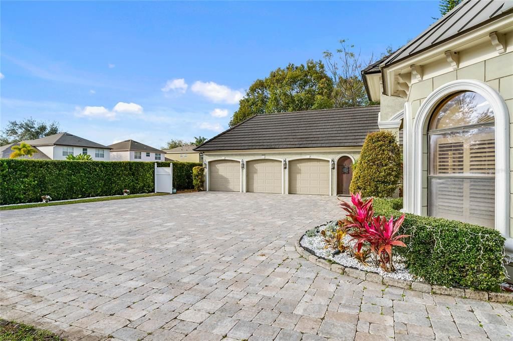 Recently Sold: $1,399,000 (5 beds, 3 baths, 5070 Square Feet)