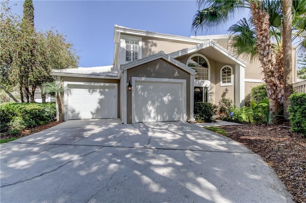 Recently Sold: $457,500 (3 beds, 2 baths, 2055 Square Feet)