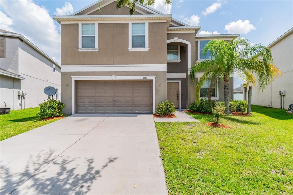 Recently Sold: $339,000 (5 beds, 2 baths, 2902 Square Feet)