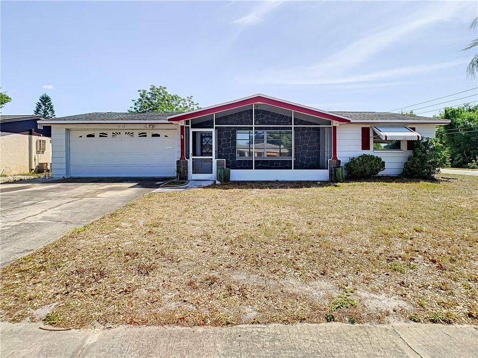 Recently Sold: $169,900 (2 beds, 1 baths, 965 Square Feet)