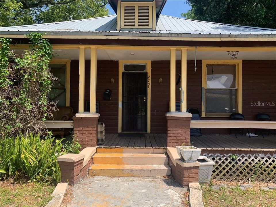 Recently Sold: $185,000 (3 beds, 1 baths, 1566 Square Feet)
