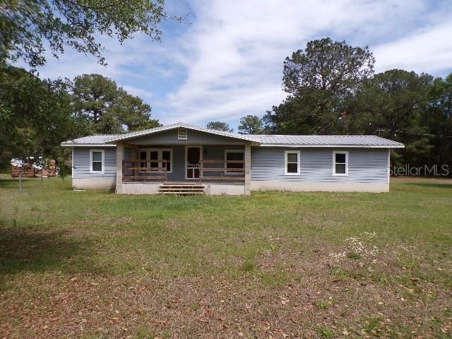 Recently Sold: $180,000 (3 beds, 2 baths, 969 Square Feet)