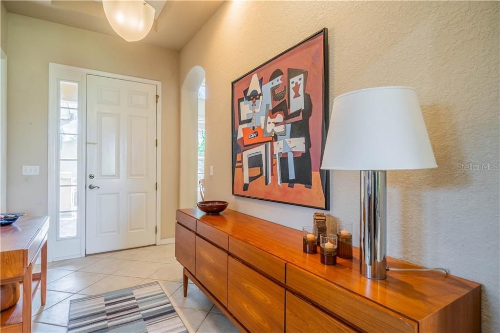 Recently Sold: $289,900 (3 beds, 2 baths, 1630 Square Feet)