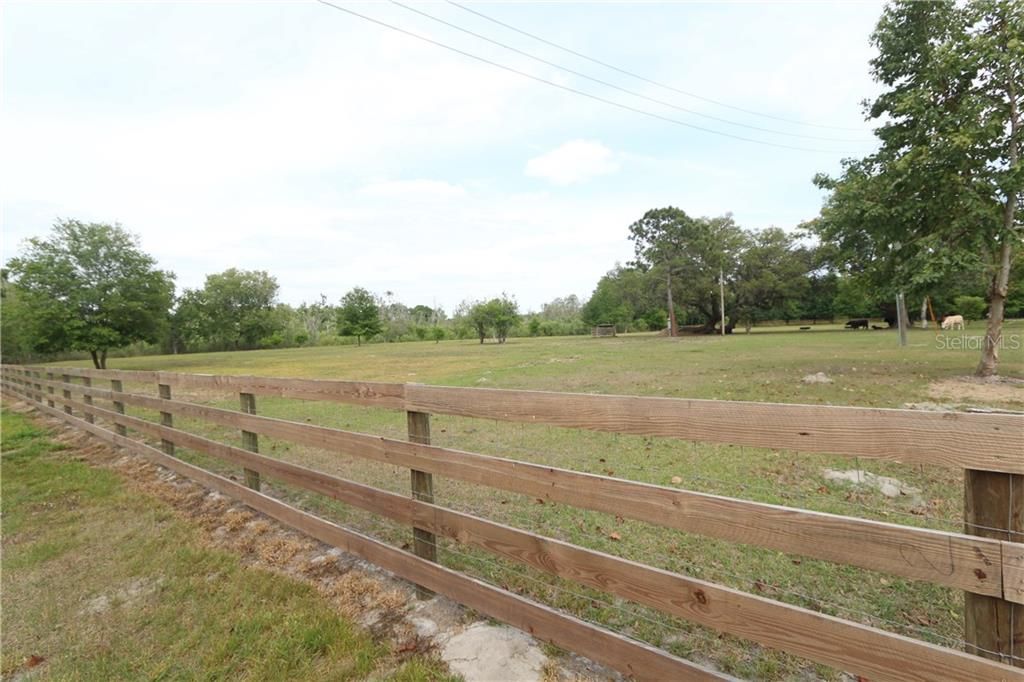 Vendido Recientemente: $275,000 (17.02 acres)