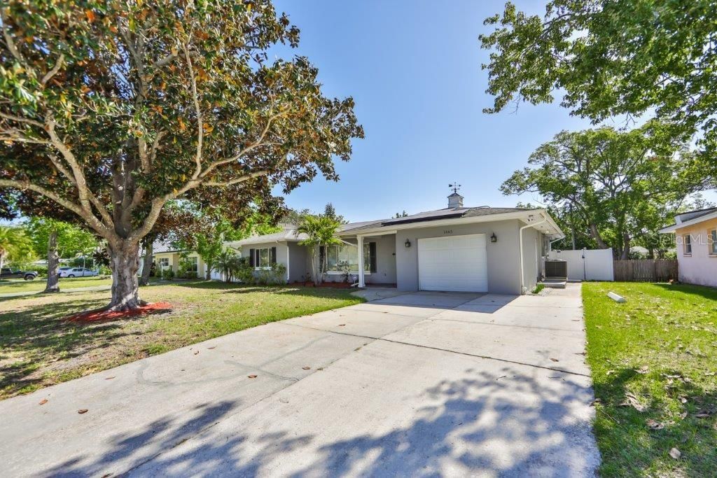 Recently Sold: $399,999 (3 beds, 2 baths, 1483 Square Feet)
