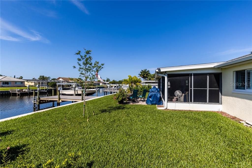 Recently Sold: $749,000 (3 beds, 2 baths, 1418 Square Feet)