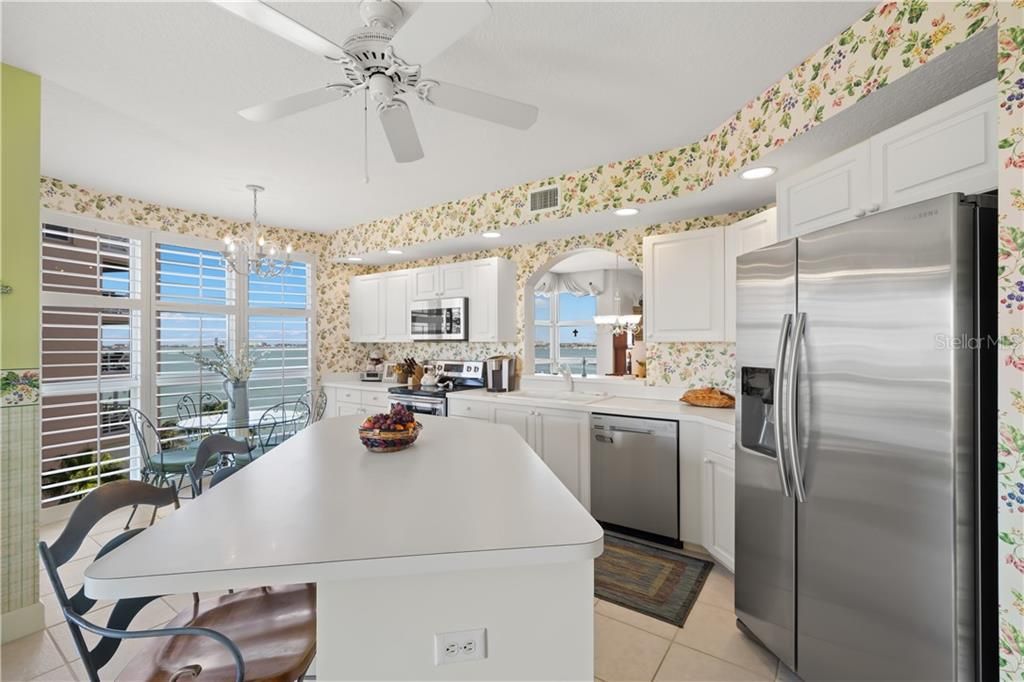 Recently Sold: $895,000 (3 beds, 2 baths, 2067 Square Feet)