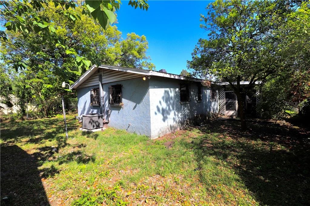 Recently Sold: $139,900 (3 beds, 1 baths, 1119 Square Feet)