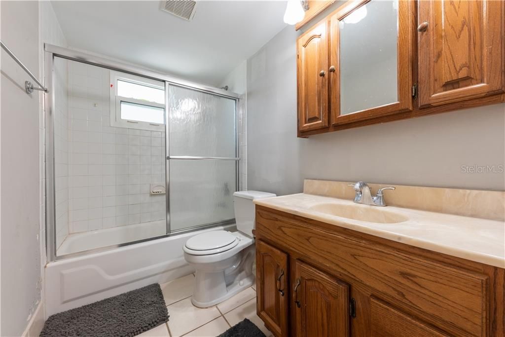 最近租的: $4,750 (4 贝兹, 2 浴室, 2326 平方英尺)
