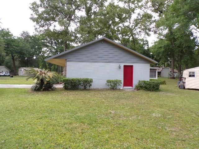 Recently Sold: $199,999 (3 beds, 2 baths, 1560 Square Feet)