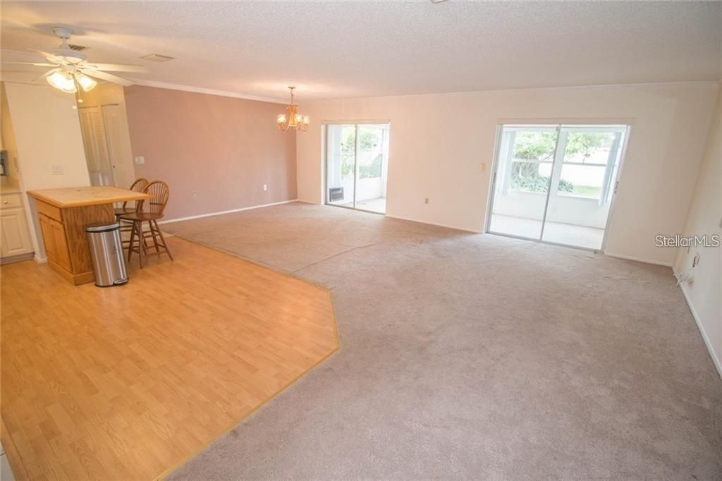 Recently Rented: $1,395 (2 beds, 2 baths, 1180 Square Feet)