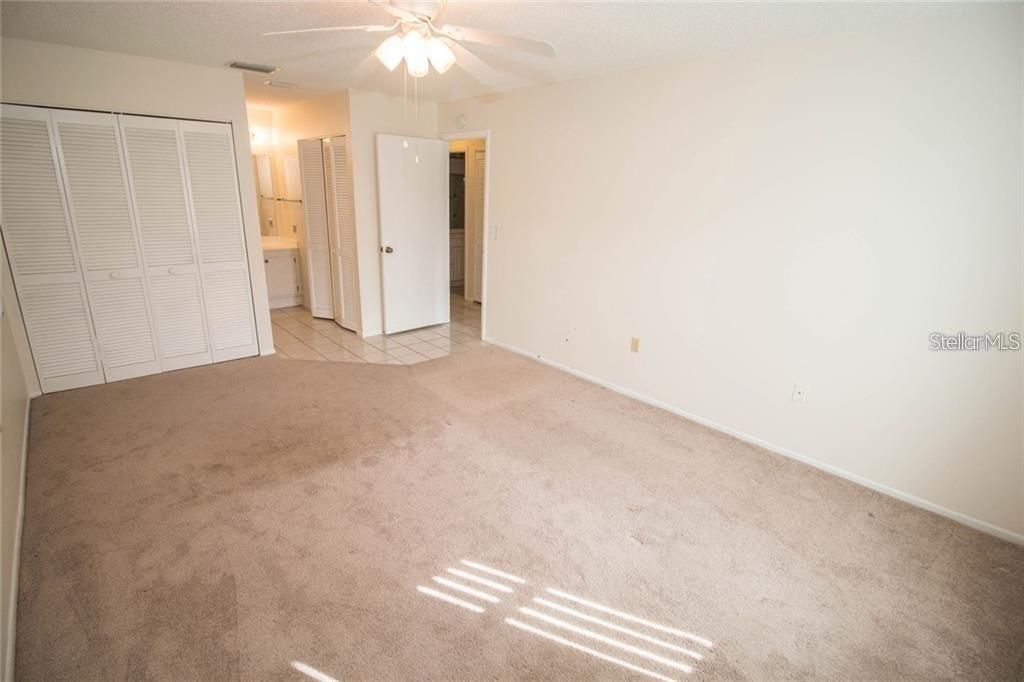 Recently Rented: $1,395 (2 beds, 2 baths, 1180 Square Feet)