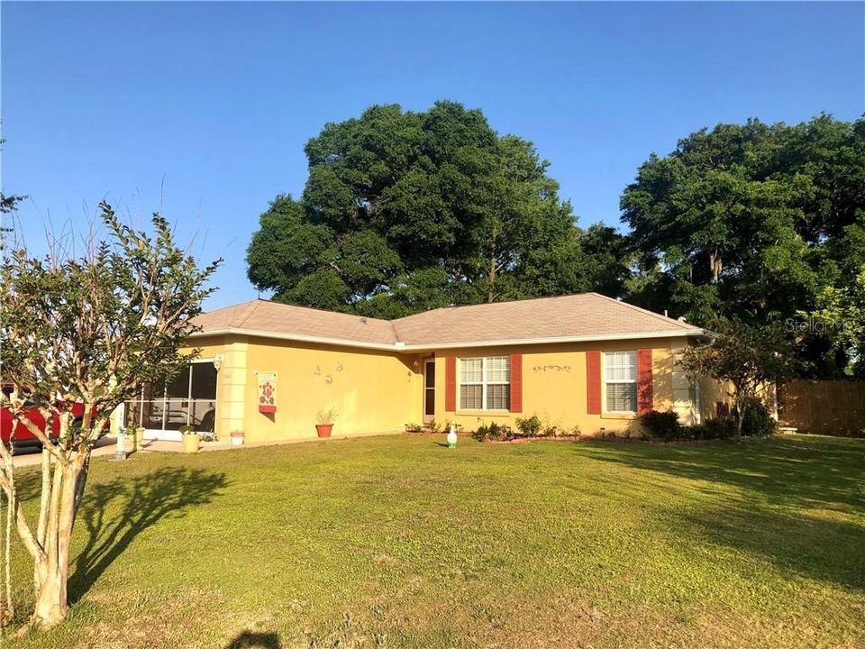 Recently Sold: $199,900 (3 beds, 2 baths, 1430 Square Feet)
