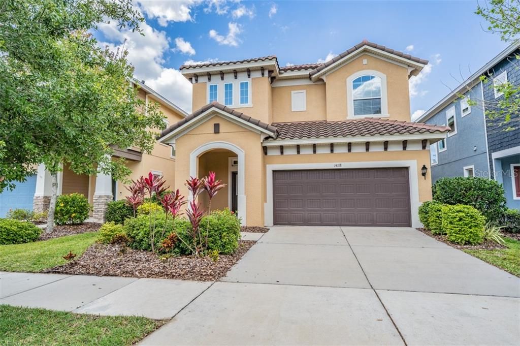Recently Sold: $399,990 (4 beds, 3 baths, 2407 Square Feet)