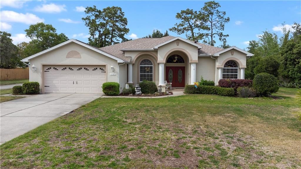 Recently Sold: $379,900 (4 beds, 3 baths, 2504 Square Feet)