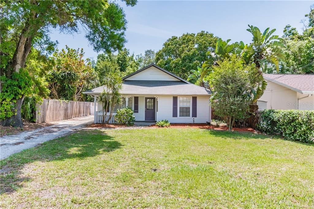 Recently Sold: $249,900 (3 beds, 2 baths, 1232 Square Feet)