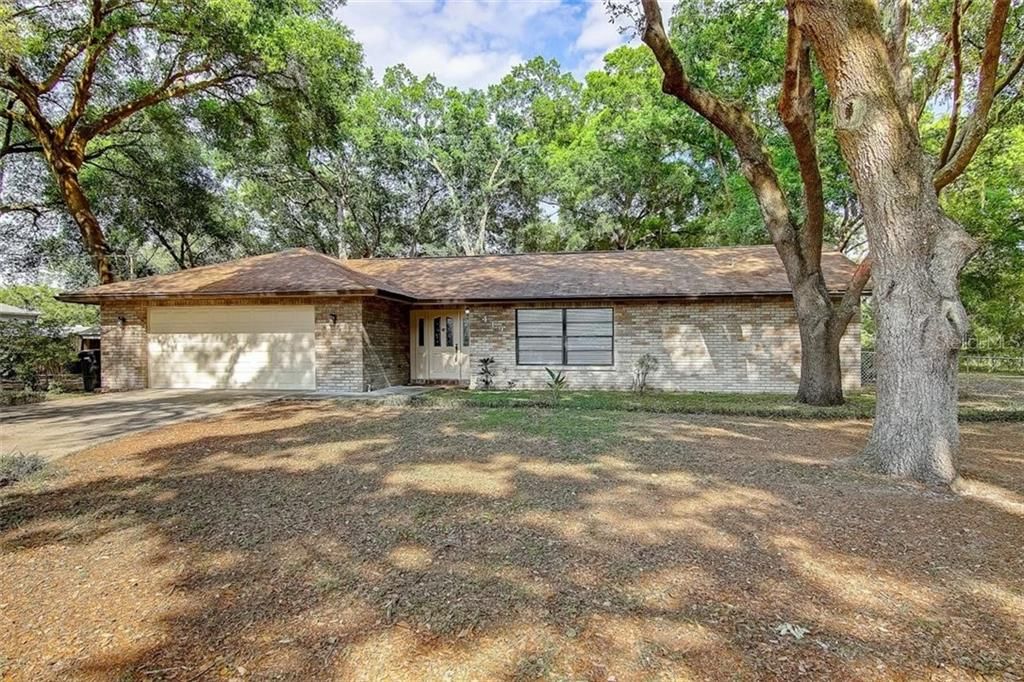 Recently Sold: $330,000 (3 beds, 2 baths, 1906 Square Feet)
