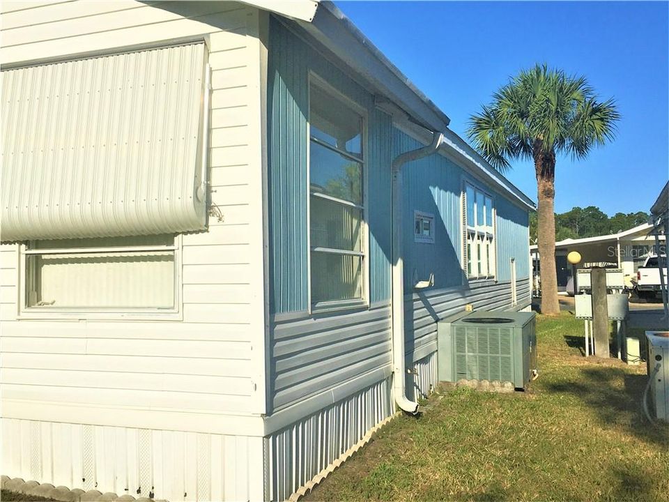 Recently Sold: $77,900 (1 beds, 2 baths, 908 Square Feet)