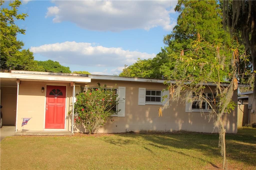Recently Sold: $142,500 (3 beds, 1 baths, 912 Square Feet)
