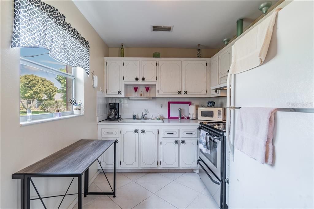 Recently Sold: $94,900 (2 beds, 2 baths, 960 Square Feet)