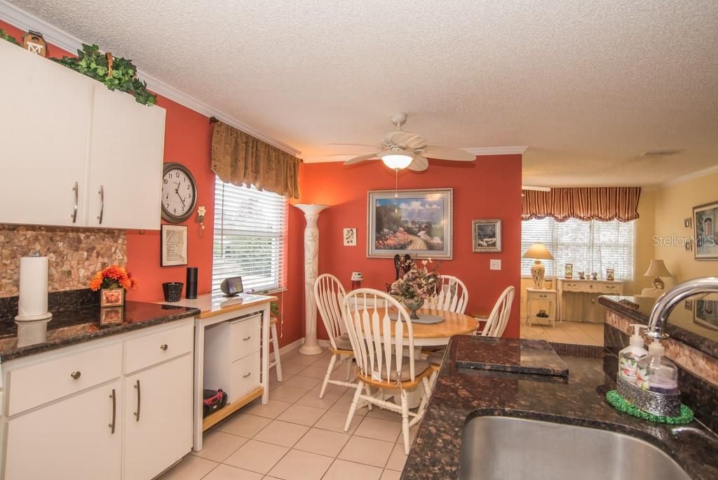 Recently Sold: $167,000 (2 beds, 2 baths, 1462 Square Feet)