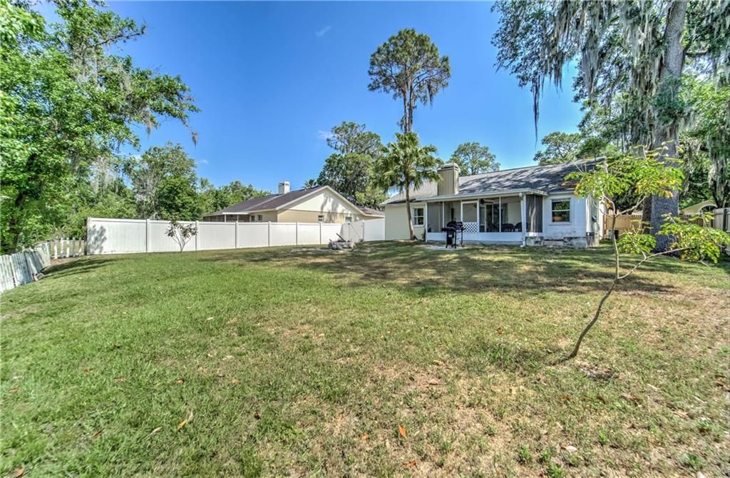 Recently Sold: $205,000 (3 beds, 2 baths, 1149 Square Feet)