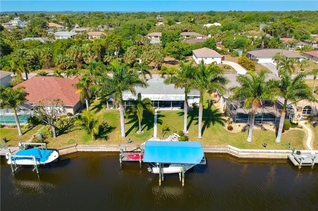 出租: $4,000 (2 贝兹, 2 浴室, 1393 平方英尺)