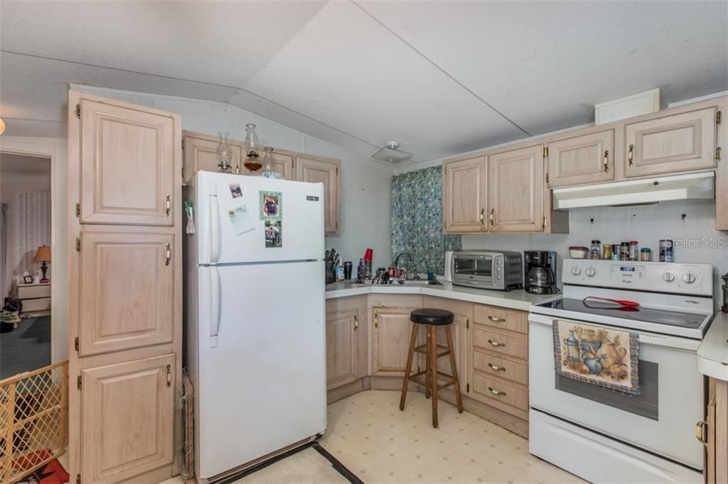 Recently Sold: $499,900 (3 beds, 1 baths, 2040 Square Feet)