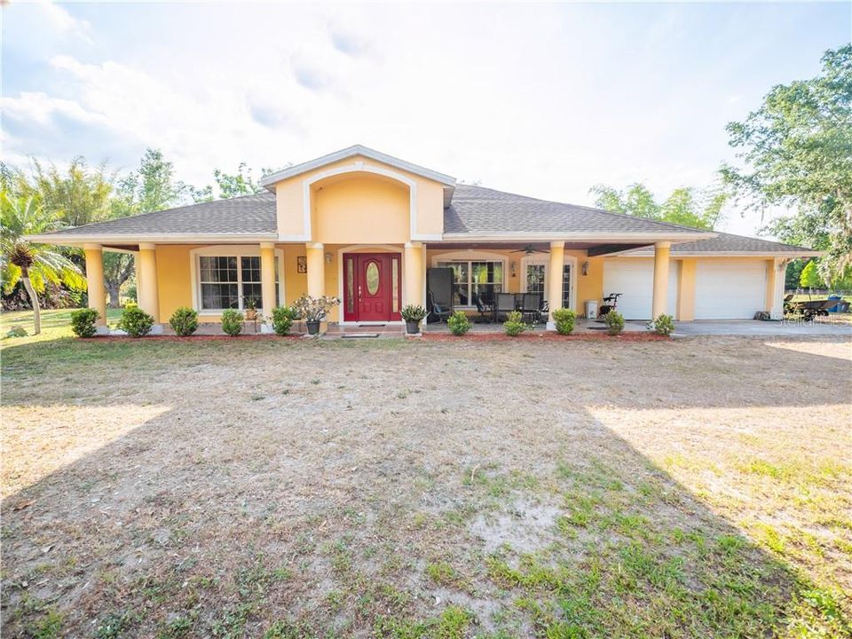 Recently Sold: $425,000 (4 beds, 3 baths, 2324 Square Feet)