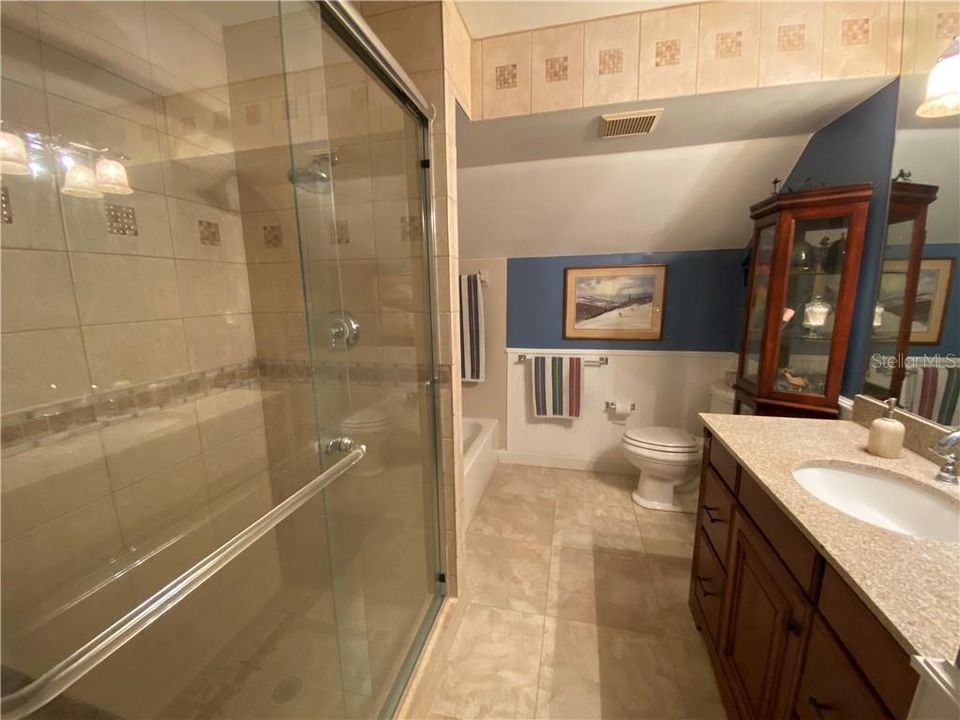 最近售出: $250,000 (3 贝兹, 2 浴室, 1465 平方英尺)