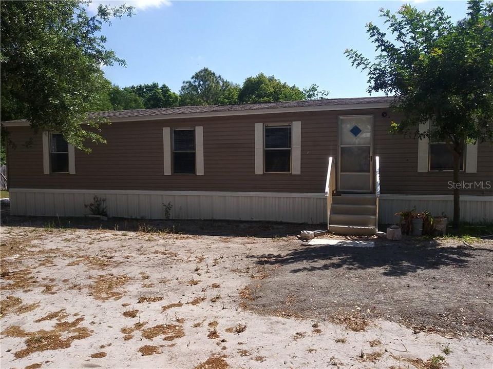 Recently Sold: $124,900 (3 beds, 2 baths, 1248 Square Feet)