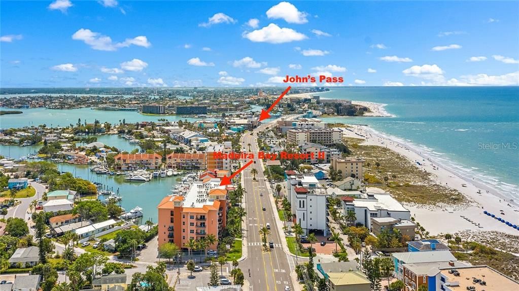 Less than half a mile to John's Pass where you can rent jetskis, boats, fishing charters, dining, shopping and more!