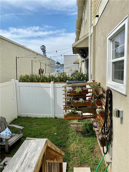 Recently Sold: $325,000 (3 beds, 2 baths, 1400 Square Feet)