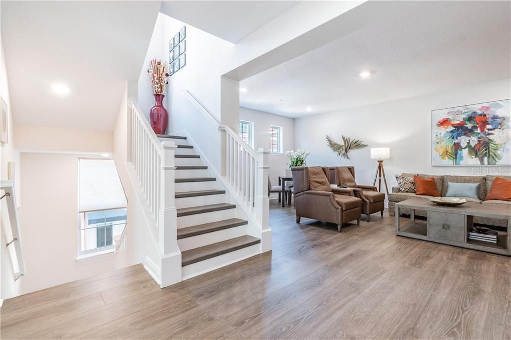 Recently Sold: $715,000 (4 beds, 3 baths, 2444 Square Feet)