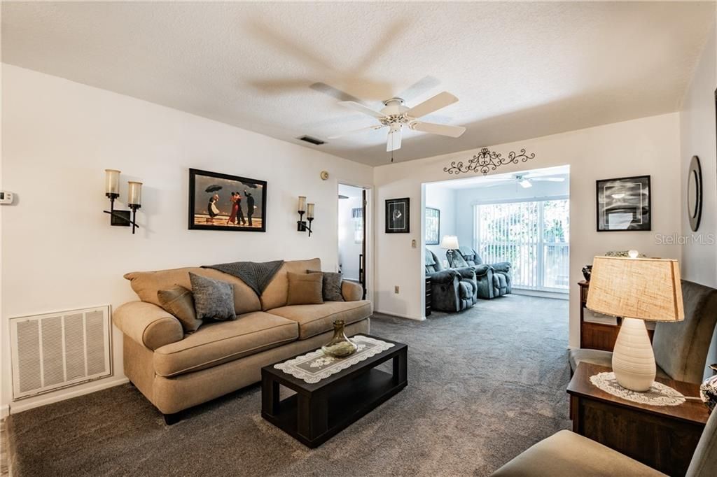 Recently Sold: $88,000 (2 beds, 2 baths, 1251 Square Feet)