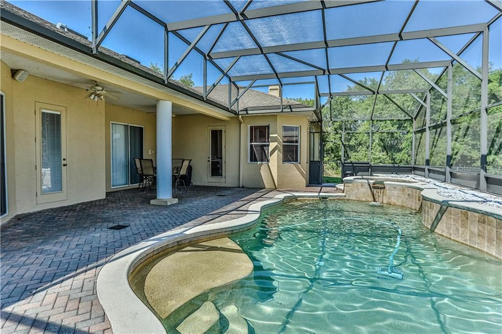 Recently Sold: $665,000 (4 beds, 3 baths, 3375 Square Feet)