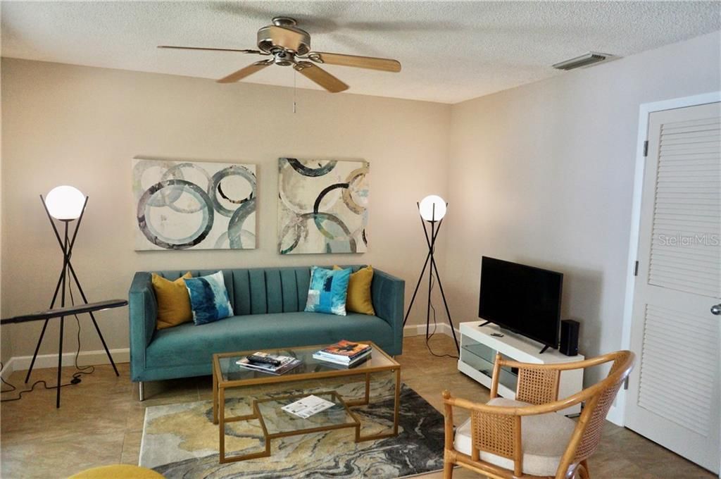 Recently Rented: $1,800 (1 beds, 1 baths, 665 Square Feet)