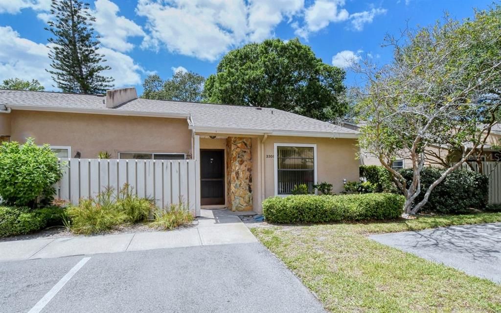 Recently Sold: $174,900 (2 beds, 2 baths, 1438 Square Feet)