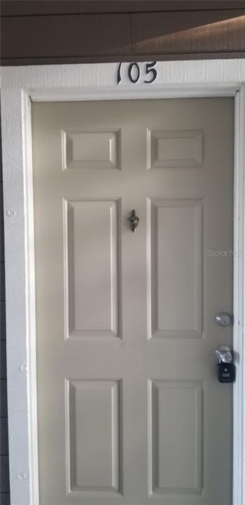 最近租的: $975 (1 贝兹, 1 浴室, 662 平方英尺)