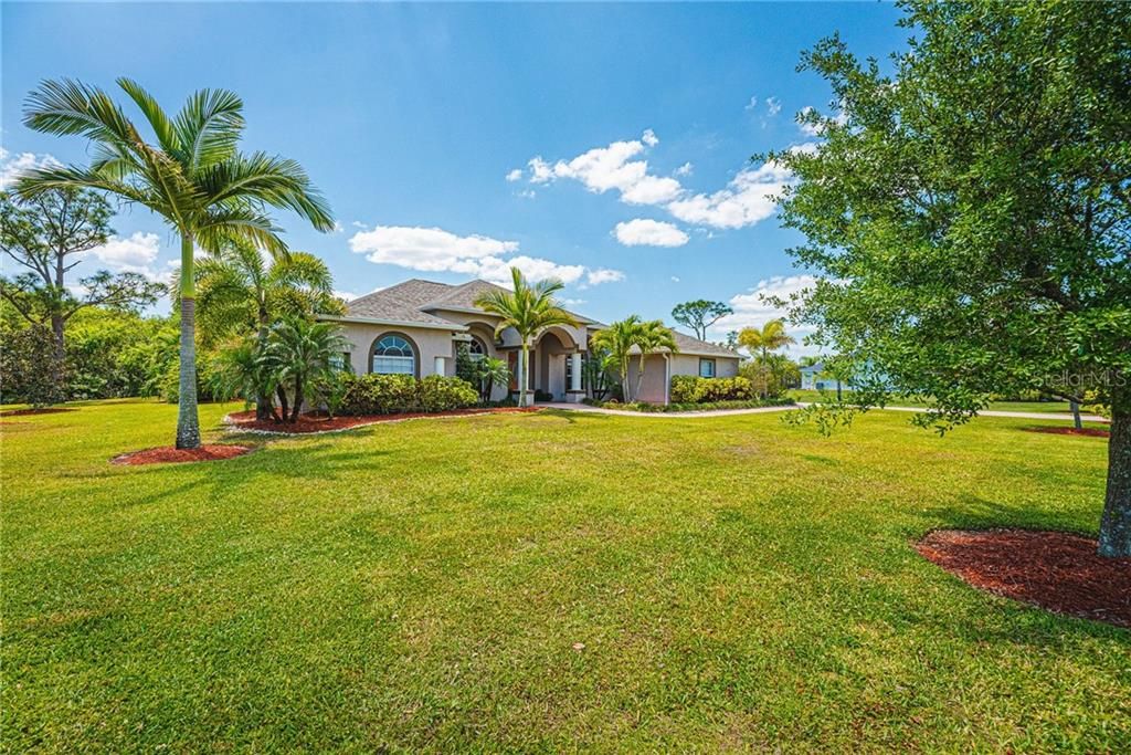 Recently Sold: $675,000 (4 beds, 3 baths, 2981 Square Feet)