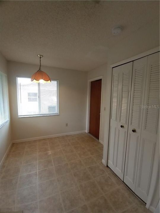 Recently Rented: $1,300 (2 beds, 2 baths, 1137 Square Feet)