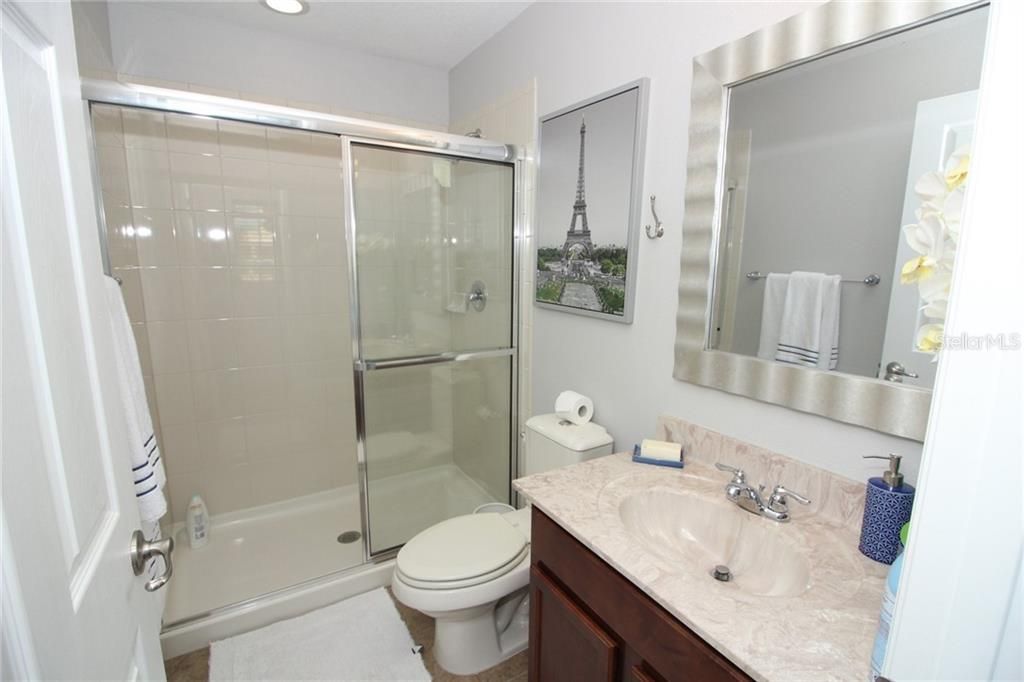 Недавно арендовано: $3,200 (4 спален, 3 ванн, 3188 Квадратных фут)