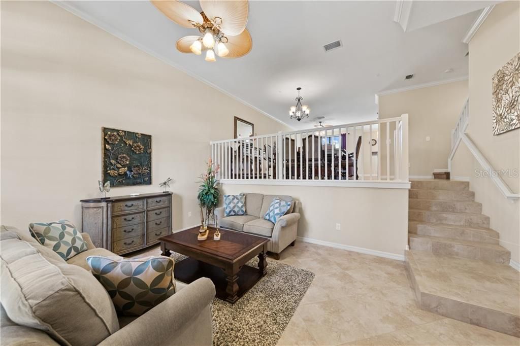 Recently Sold: $384,500 (3 beds, 2 baths, 1944 Square Feet)