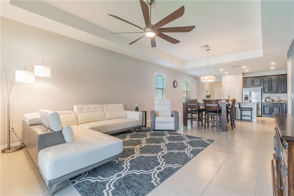Recently Sold: $369,000 (3 beds, 2 baths, 2099 Square Feet)