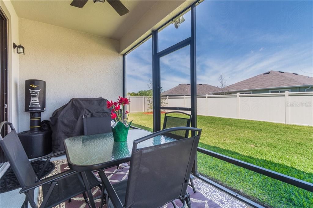 Recently Sold: $369,000 (3 beds, 2 baths, 2099 Square Feet)