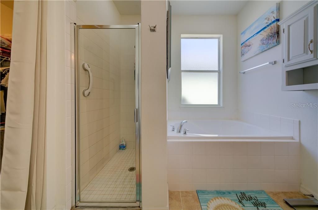 最近售出: $224,900 (3 贝兹, 2 浴室, 1629 平方英尺)