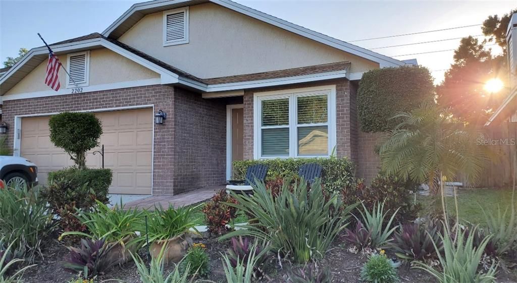 Vendido Recientemente: $290,000 (2 camas, 2 baños, 1344 Pies cuadrados)