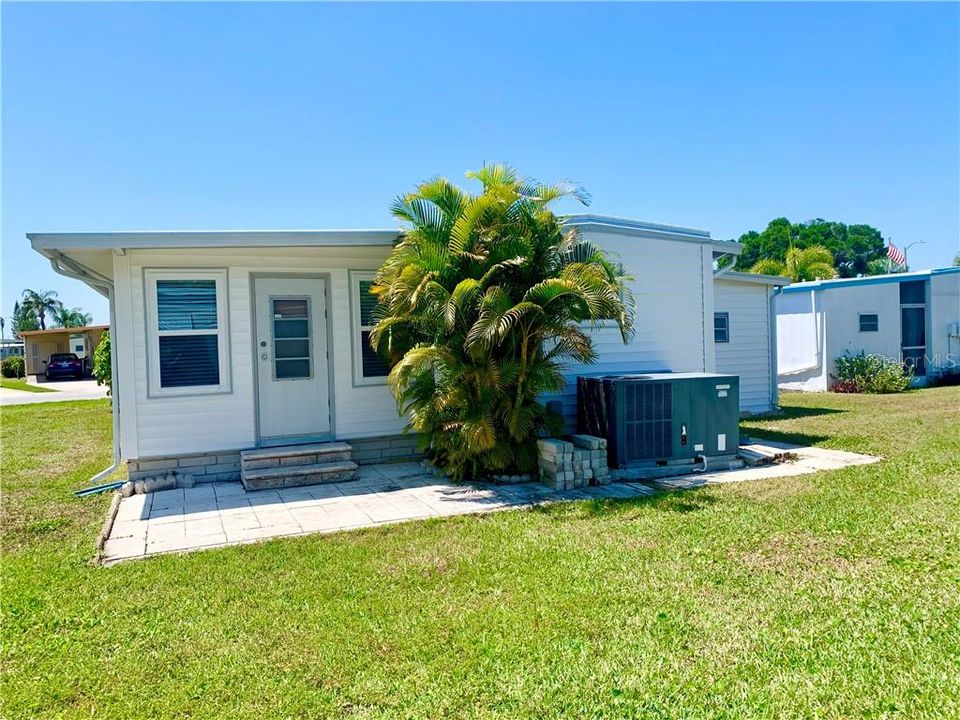 Recently Sold: $129,900 (2 beds, 2 baths, 1140 Square Feet)