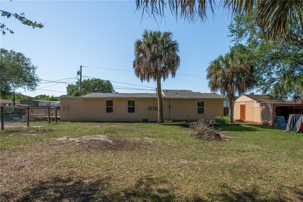 Recently Sold: $195,900 (3 beds, 2 baths, 1368 Square Feet)